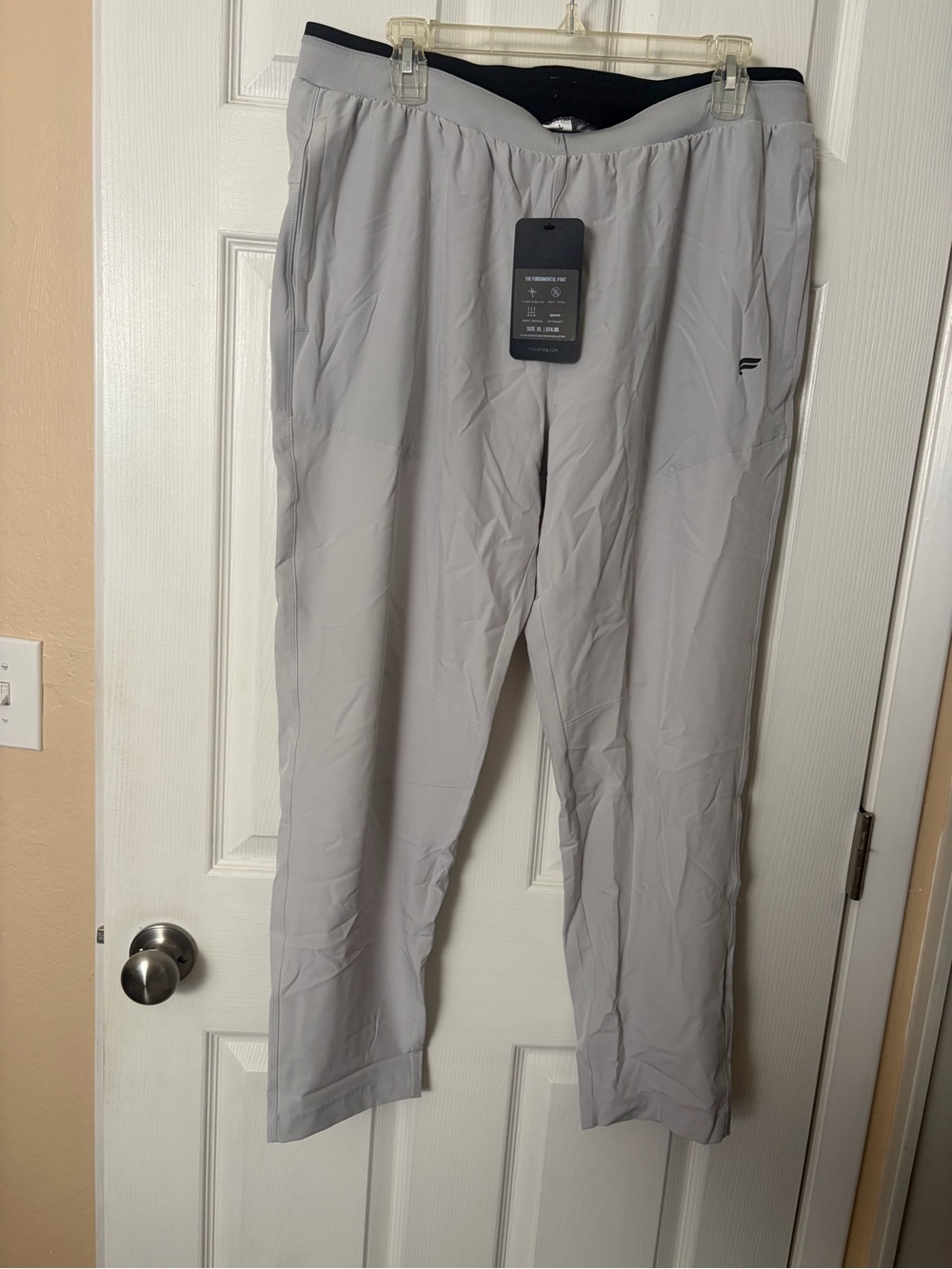 Fabletics Men's Light Gray Athletic Pants -